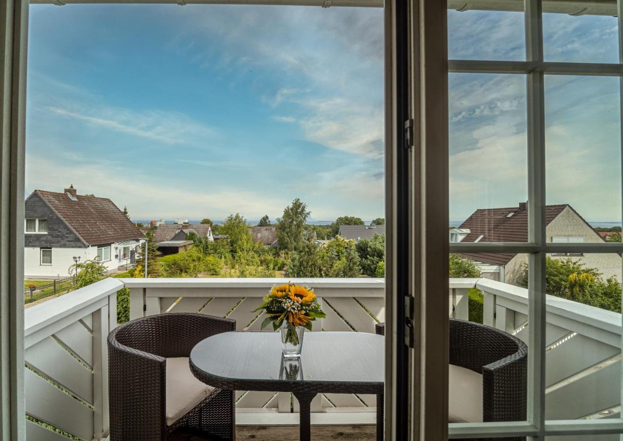 Tom'S Hus Heiligenhafen Hotel Exterior photo